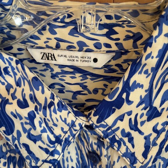 Zara Womens Satin Effect Blue/White Paisley Printed collared Blouse SZ: XL - Picture 3 of 12